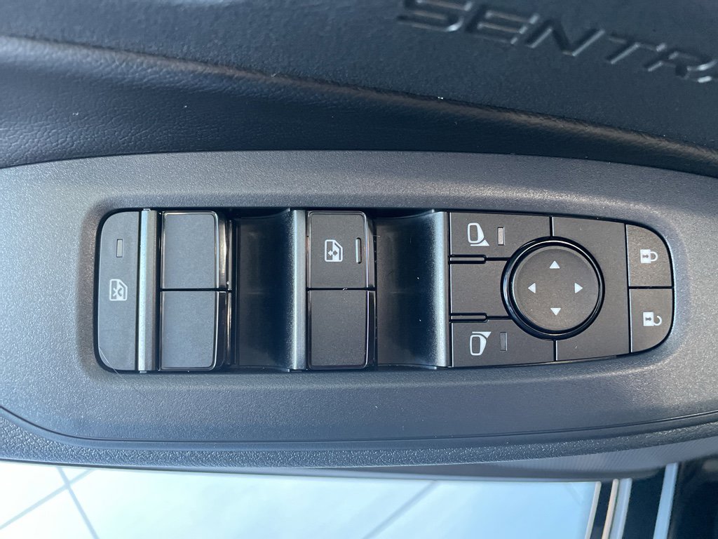 New 2026 Nissan Sentra SV image 9