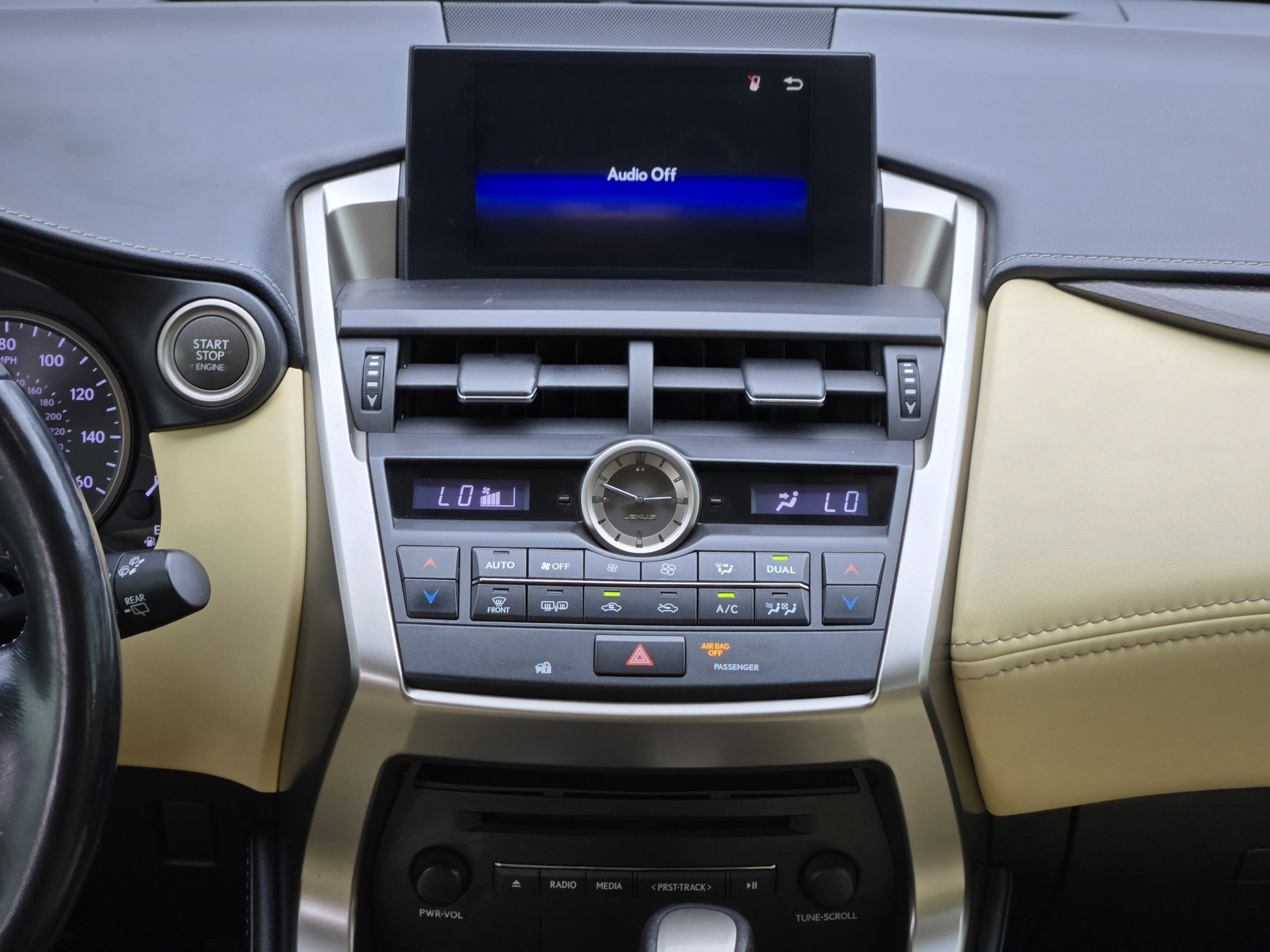 Used 2016 Lexus NX 200t FWD image 12