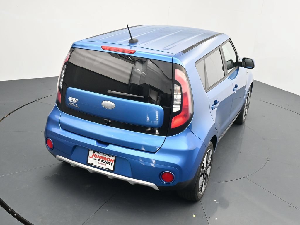 Used 2017 Kia Soul + w/ Designer's Package FWD image 29