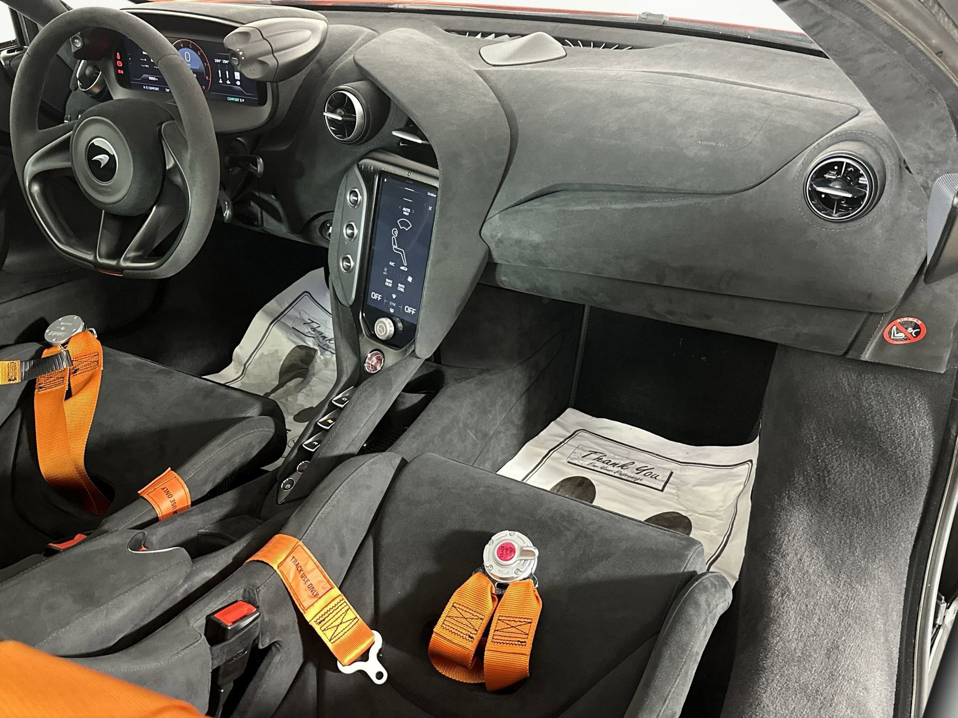 Used 2024 McLaren 750S image 31