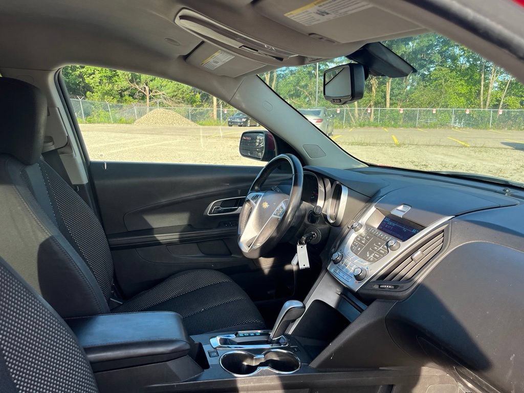Used 2010 Chevrolet Equinox LT w/ Vehicle Interface Package FWD image 33