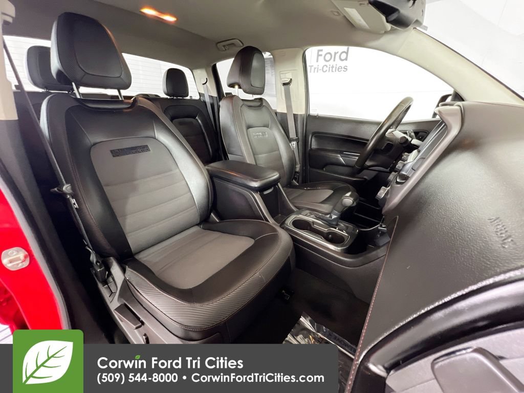 Used 2015 GMC Canyon SLE AWD/4WD image 16