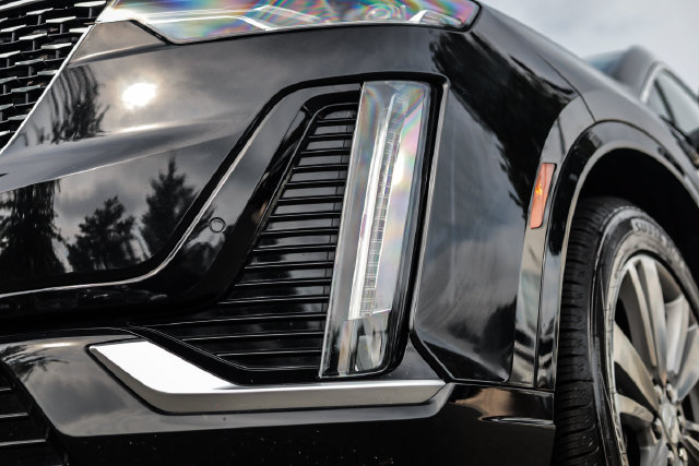 Used 2023 Cadillac XT6 Premium Luxury AWD/4WD image 11