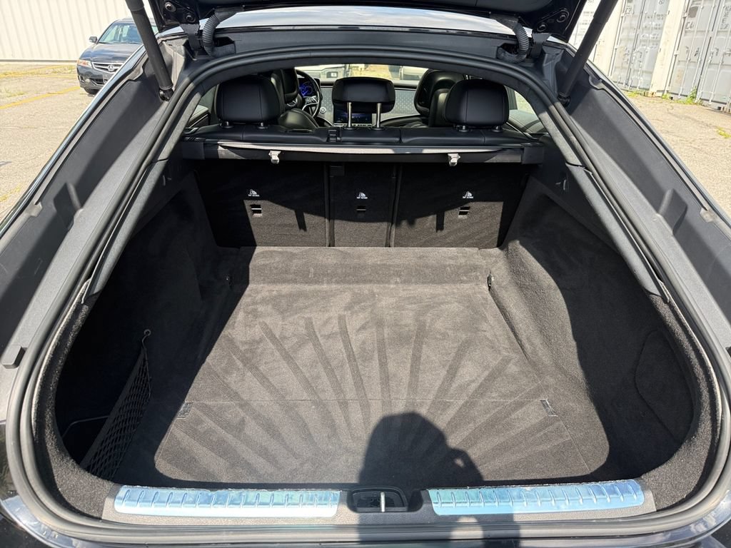 Used 2022 Mercedes-Benz EQS 450+ Sedan image 22
