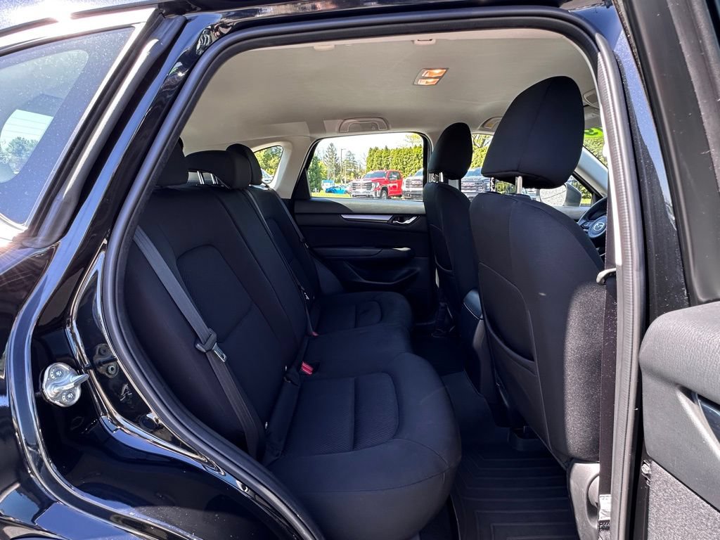 Used 2017 MAZDA CX-5 Sport FWD image 16
