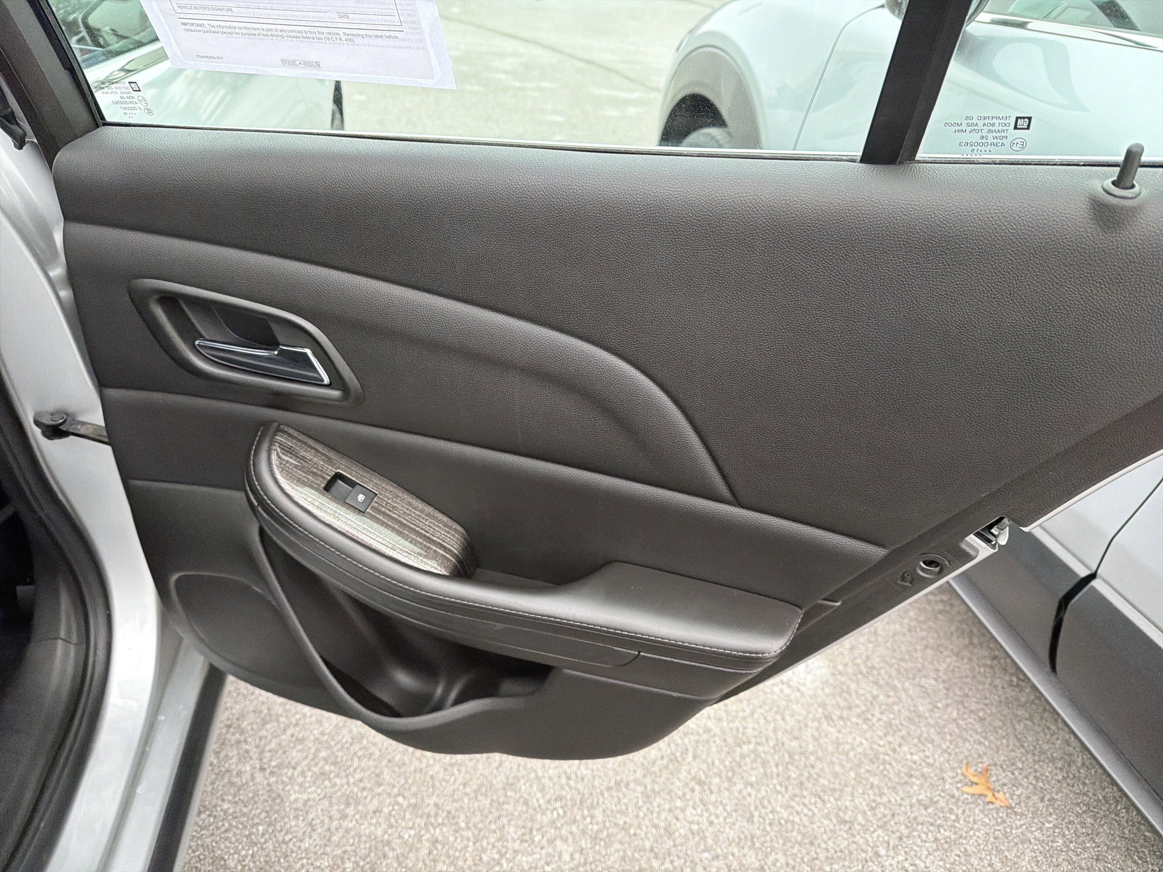 Used 2015 Chevrolet Malibu LT w/ Leather Package image 21