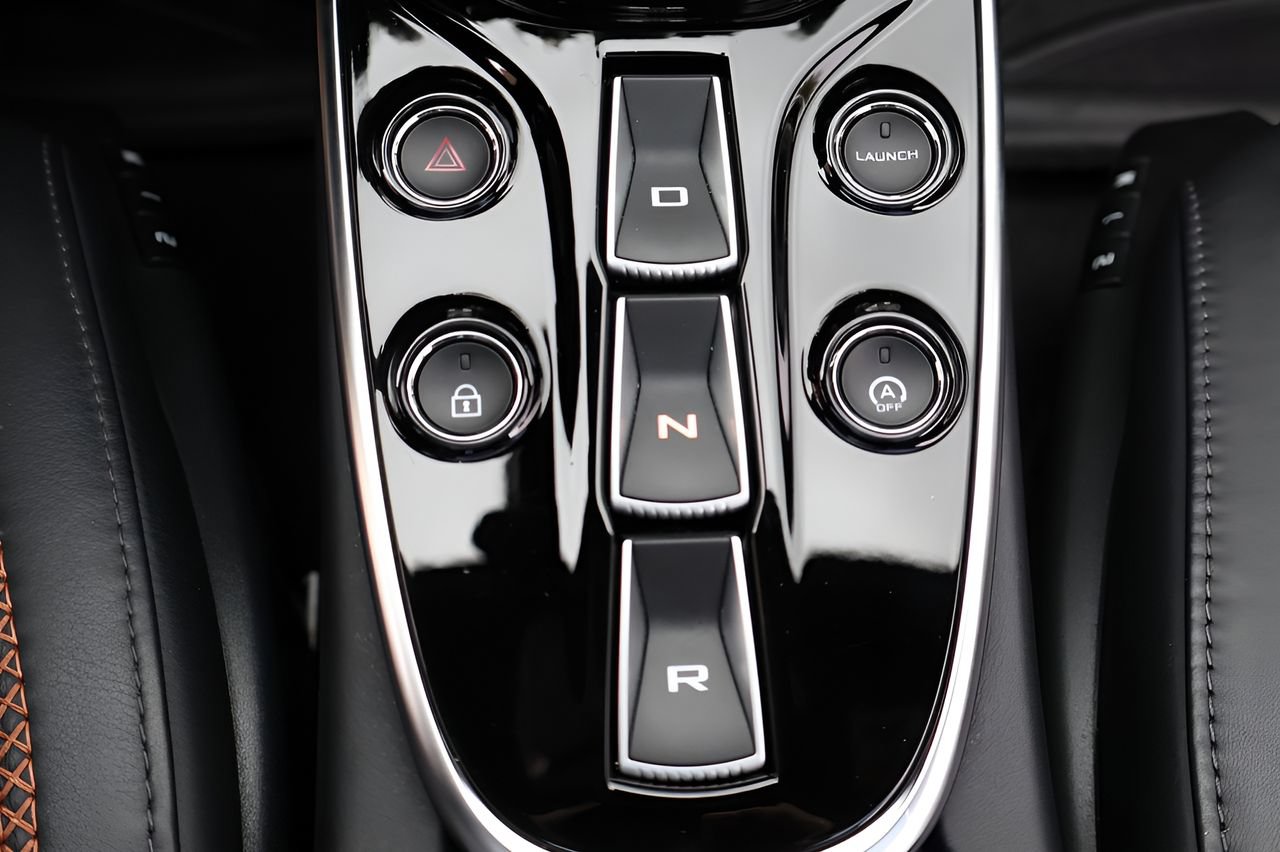 Used 2023 McLaren GT RWD image 20