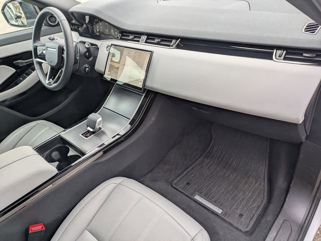 Used 2026 Land Rover Range Rover Evoque S AWD/4WD image 19