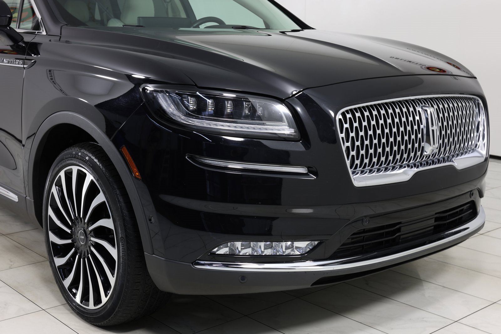 Used 2022 Lincoln Nautilus Black Label w/ Class II Trailer Tow Package image 37