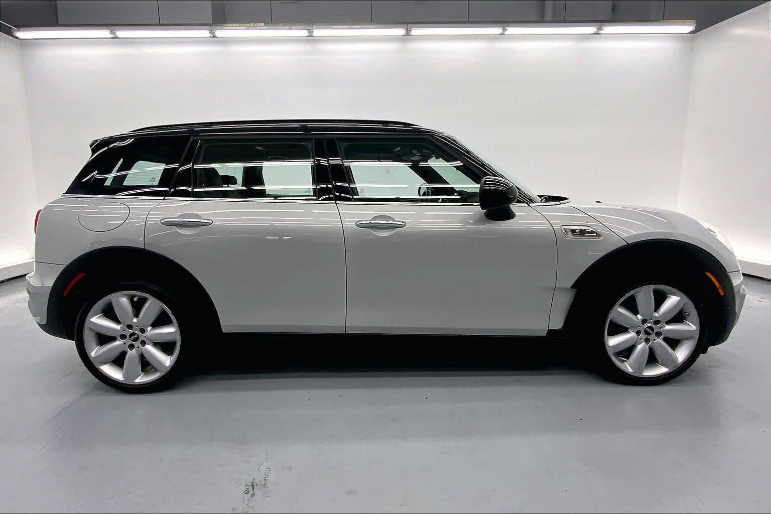 Used 2019 MINI Cooper Clubman S w/ Signature Upholstery Package FWD image 5