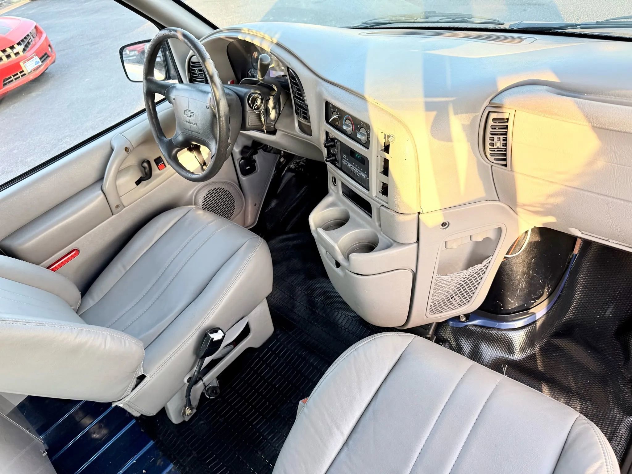 Used 1997 Chevrolet Astro image 20