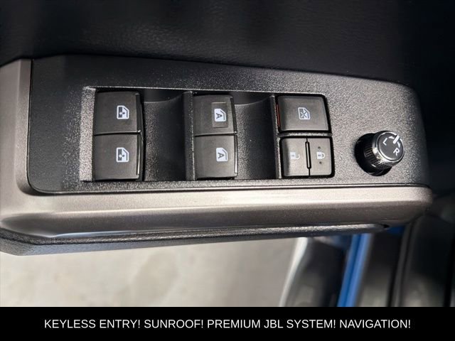 Used 2018 Toyota Tacoma Limited image 13