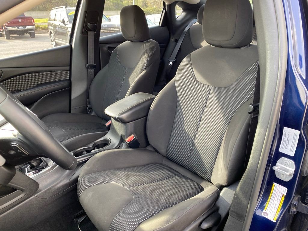 Used 2016 Dodge Dart Aero image 23