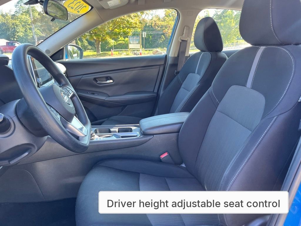 Used 2023 Nissan Sentra SV image 23