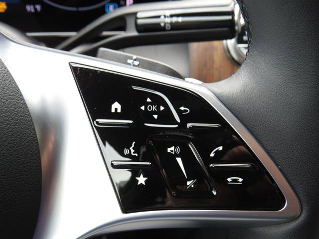 Used 2026 Mercedes-Benz GLC 300 4MATIC image 12