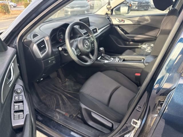 Used 2018 MAZDA MAZDA3 Sport FWD image 3