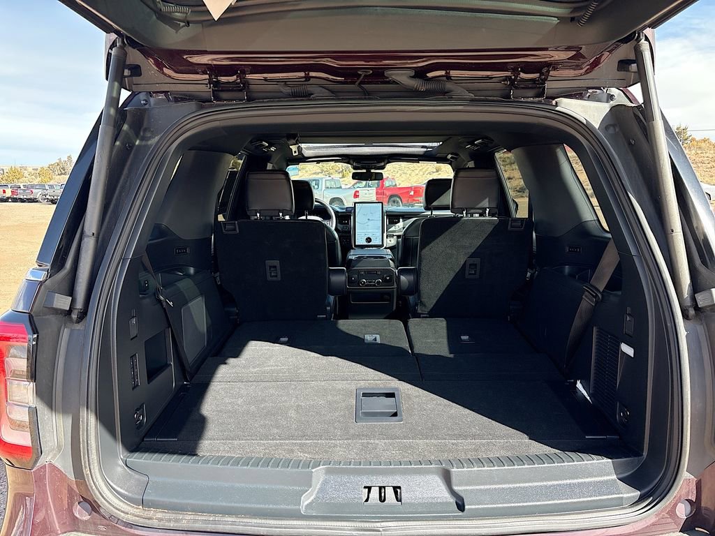 Used 2024 Ford Expedition Platinum AWD/4WD image 28