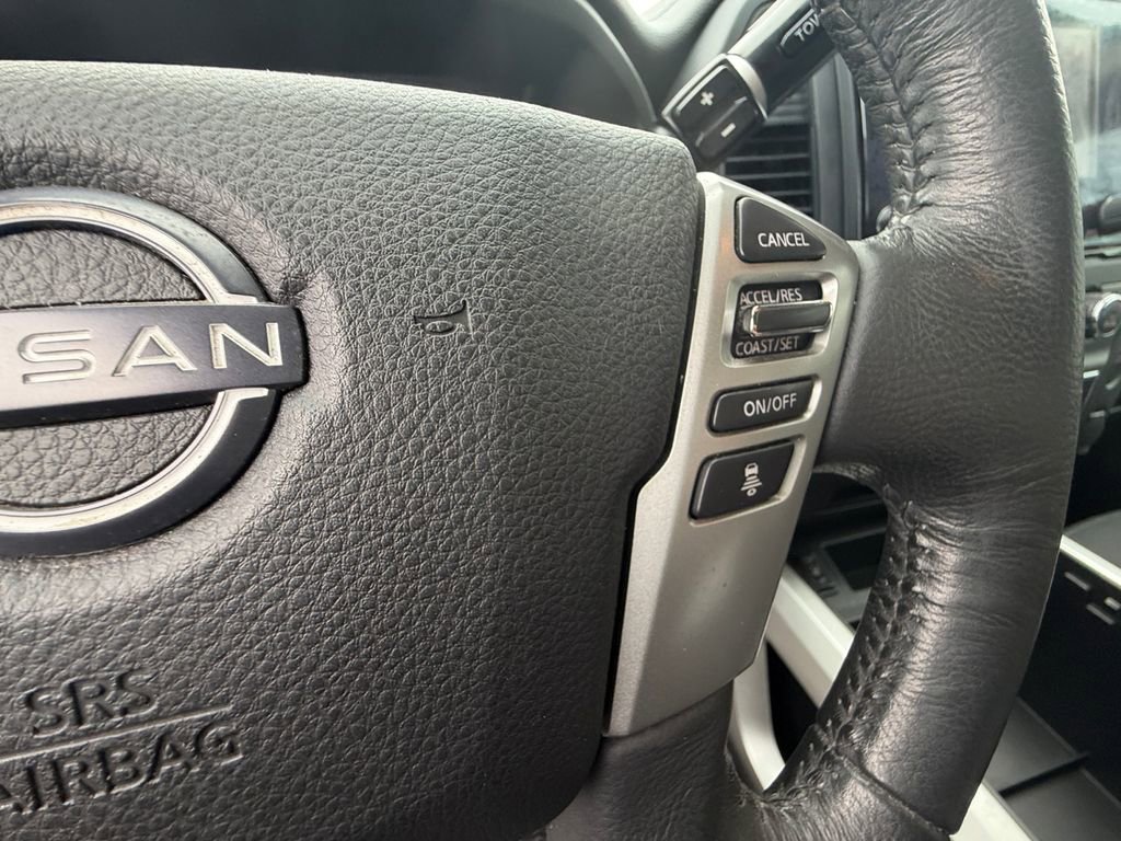 Used 2024 Nissan Titan SV w/ SV Convenience Package image 24