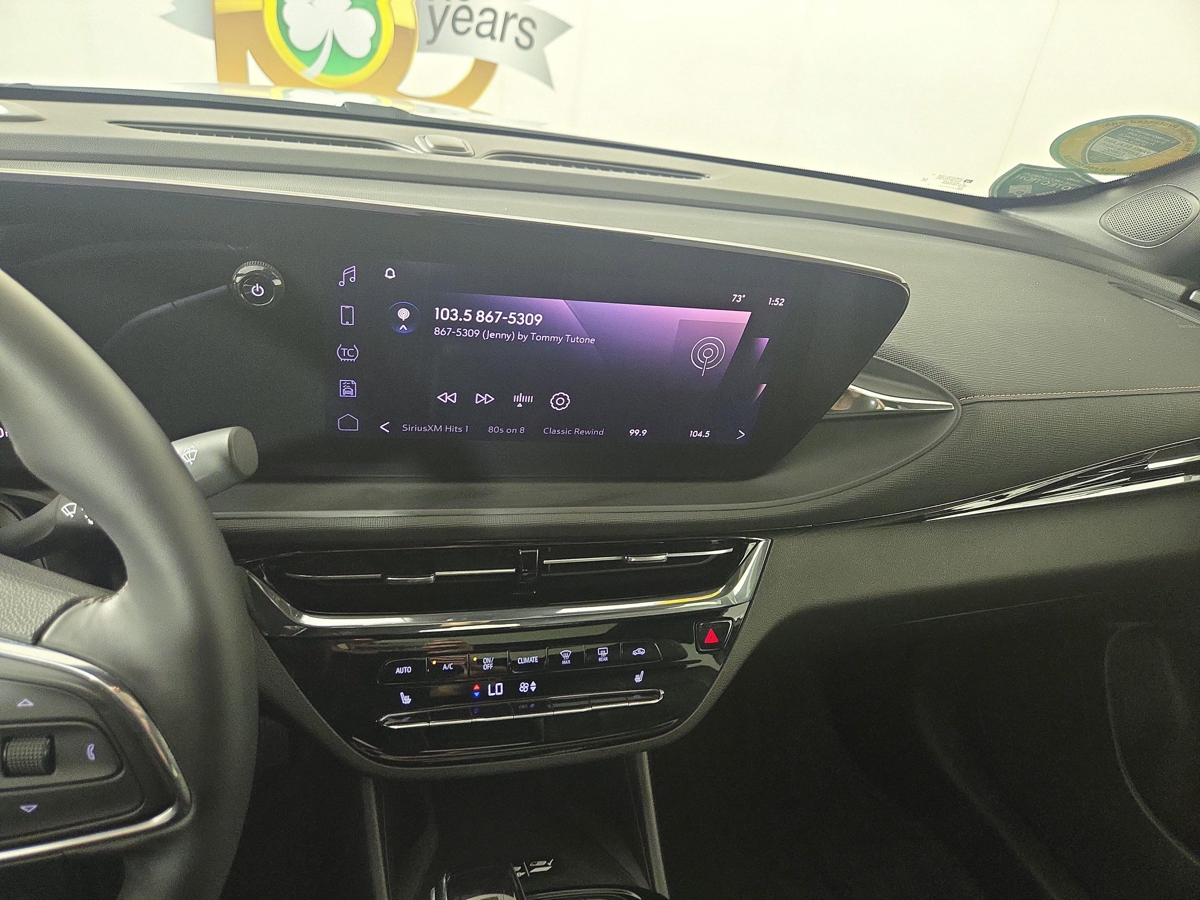 Certified 2025 Buick Envista Avenir image 22