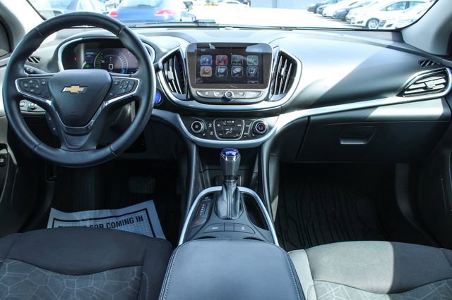Used 2017 Chevrolet Volt LT w/ Comfort Package image 16