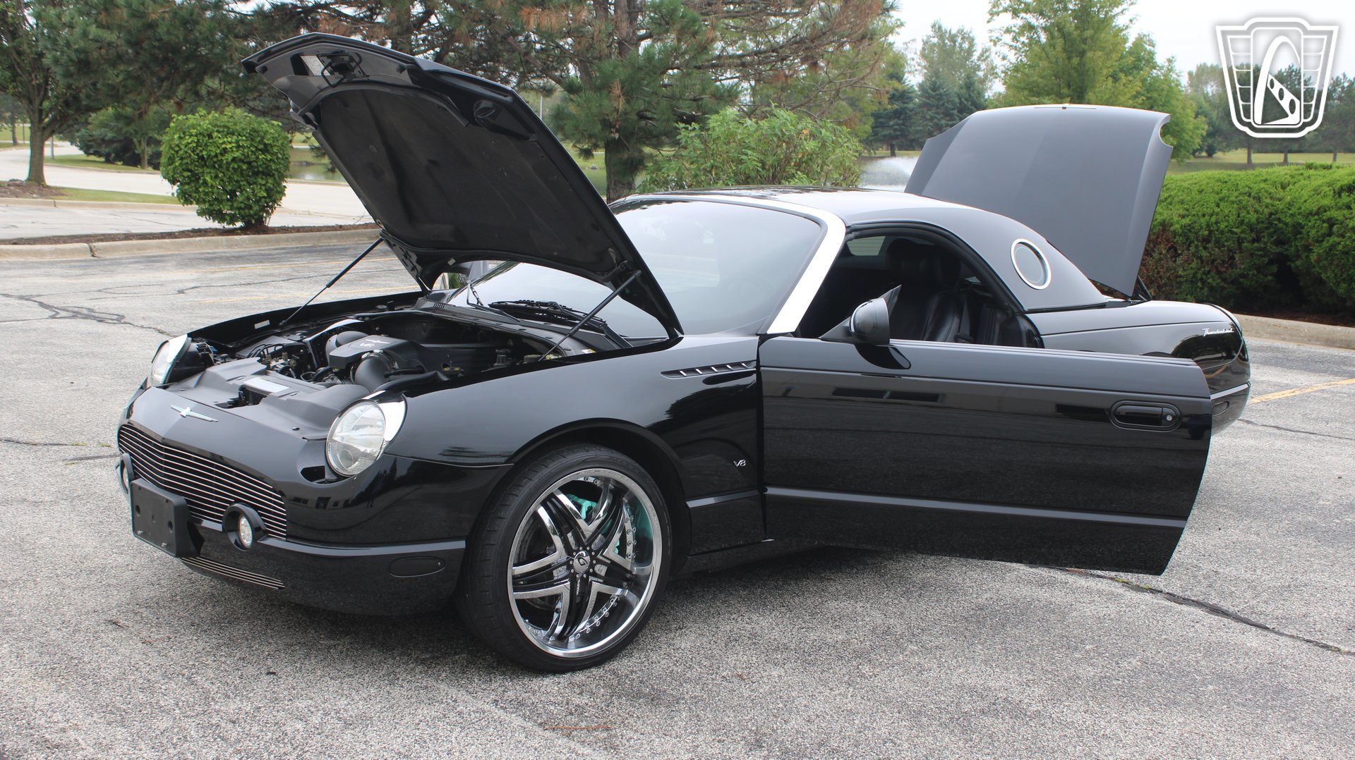 Used 2003 Ford Thunderbird RWD image 6