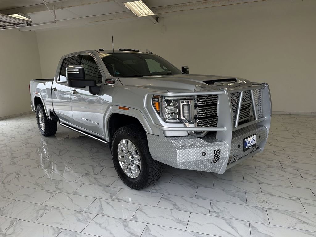 Used 2022 GMC Sierra 2500 Denali w/ Technology Package AWD/4WD image 2