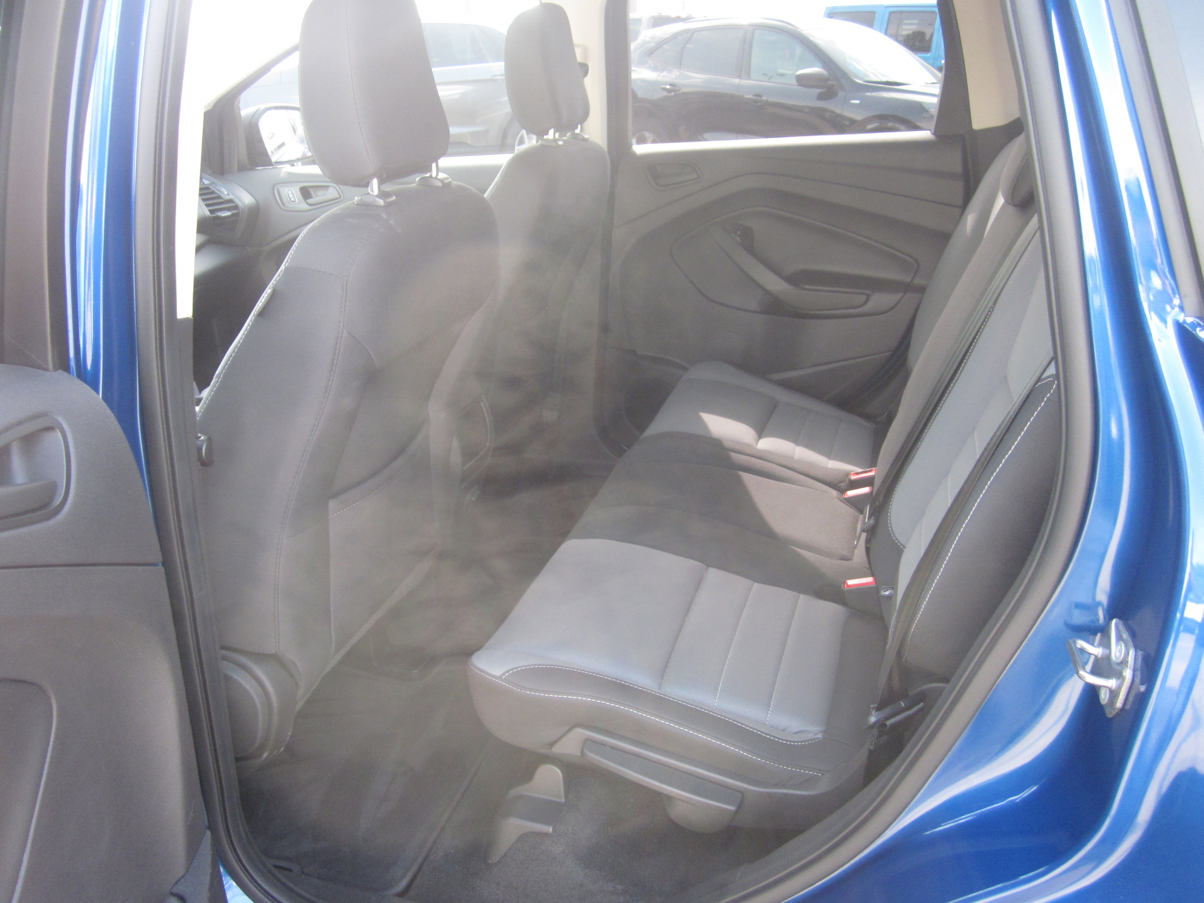 Used 2018 Ford Escape S image 10