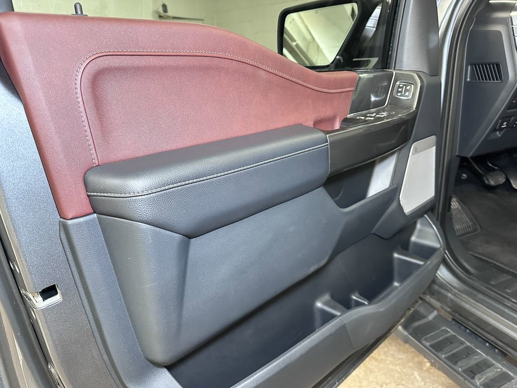 Used 2022 Ford F150 Lariat image 25