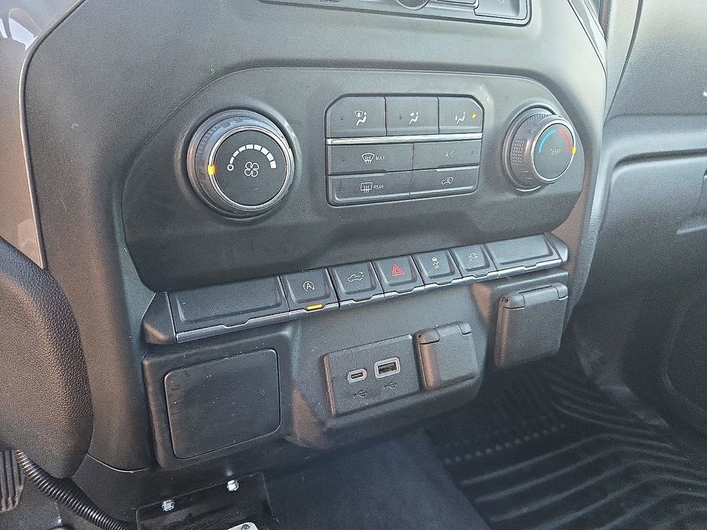 Used 2021 Chevrolet Silverado 1500 Custom image 20