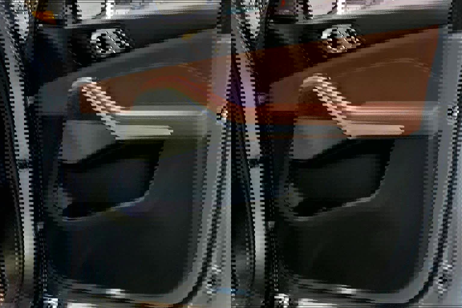 Used 2024 BMW X5 xDrive40i w/ Premium Package image 23