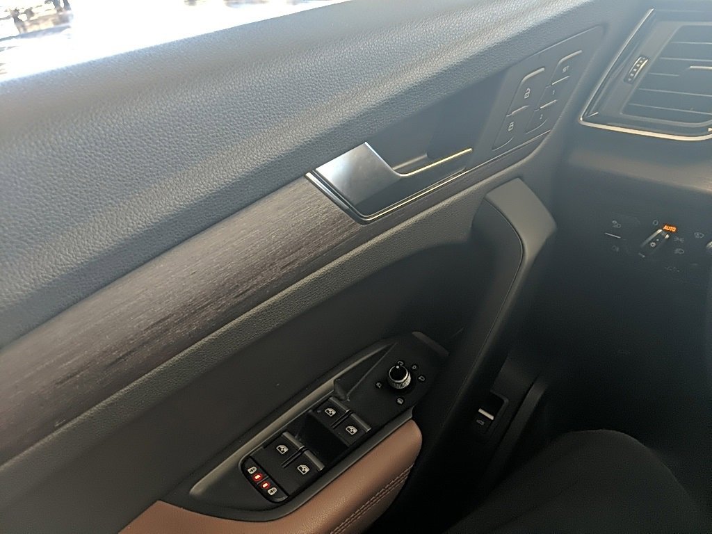 Used 2021 Audi Q5 Prestige image 30