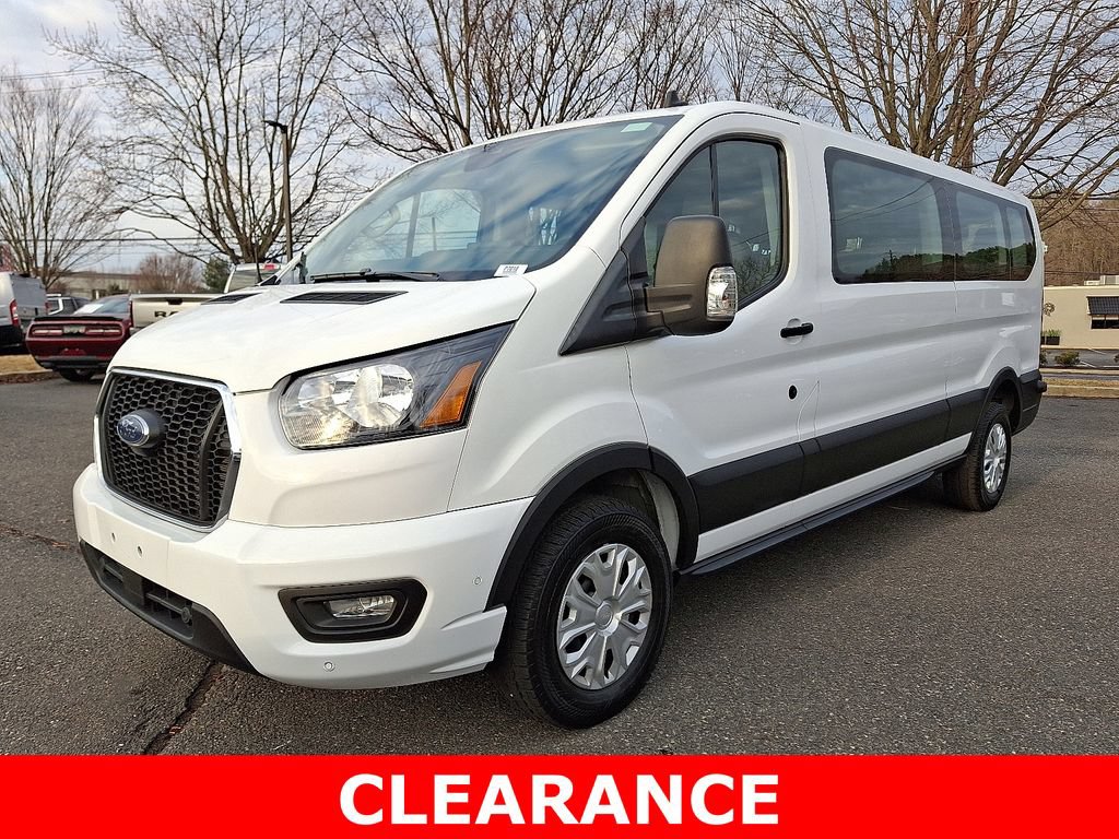 Used 2024 Ford Transit 350 XLT RWD image 3