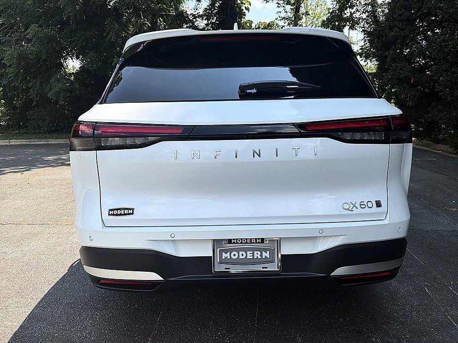 New 2027 INFINITI QX60 Pure AWD/4WD image 25