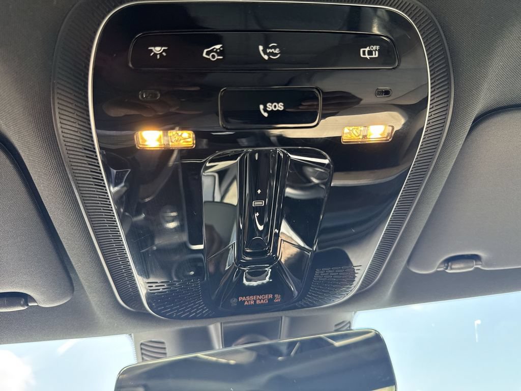 Used 2024 Mercedes-Benz C 300 4MATIC Sedan w/ Advanced USB Package image 19