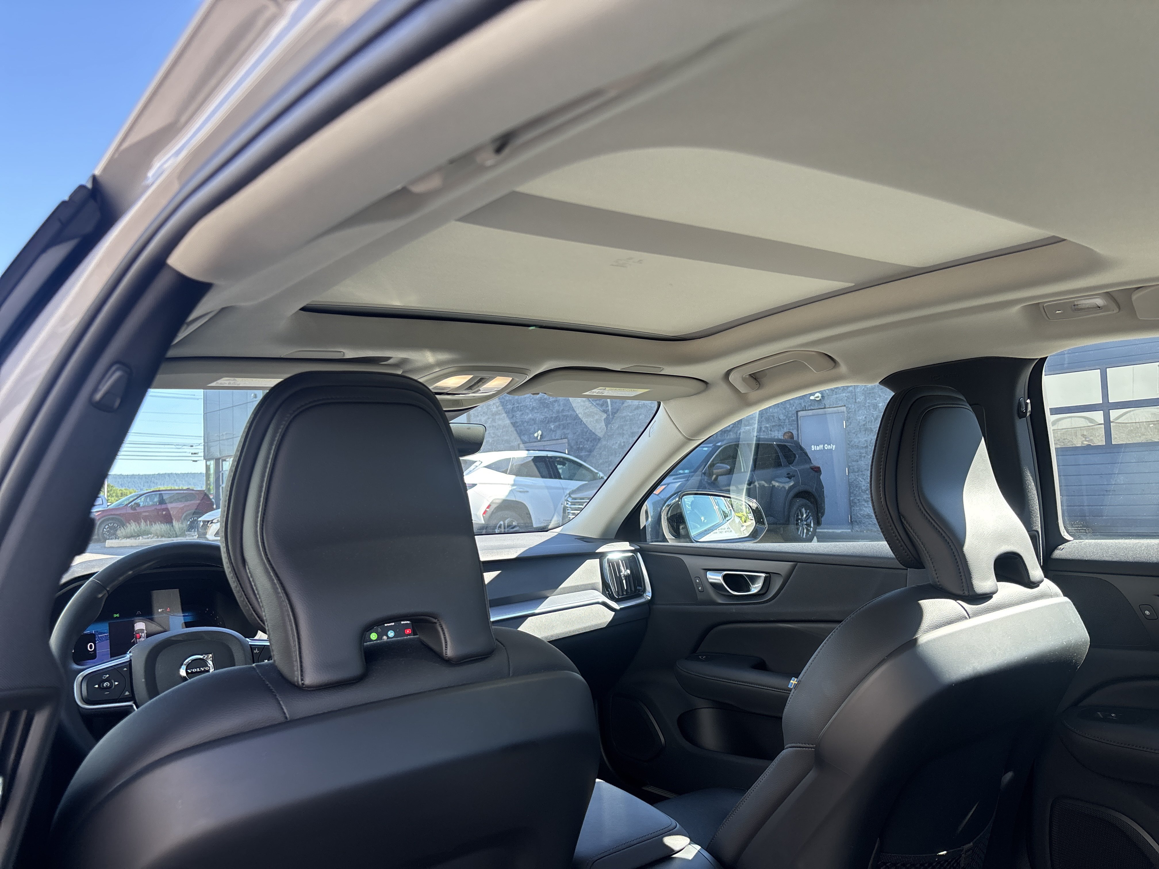 Used 2025 Volvo S60 B5 Core FWD image 16