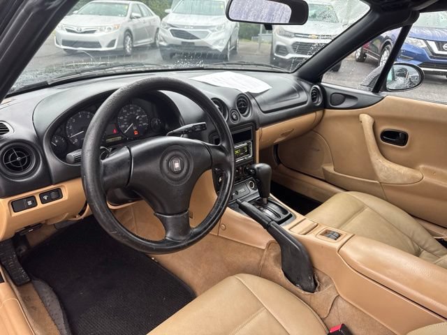 Used 1999 MAZDA MX-5 Miata RWD image 10