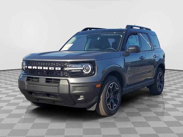 New 2025 Ford Bronco Sport Outer Banks image 2