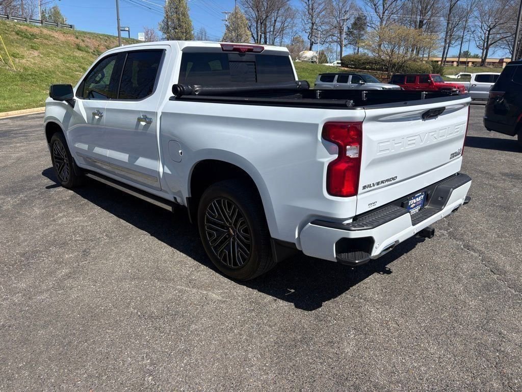 Used 2026 Chevrolet Silverado 1500 High Country w/ Technology Package image 5