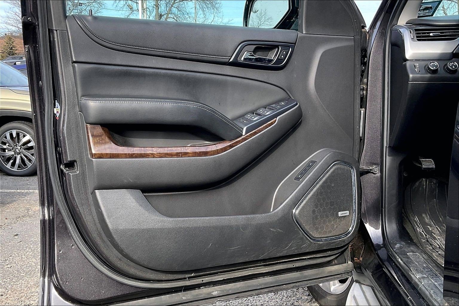 Used 2015 Chevrolet Tahoe LT image 19