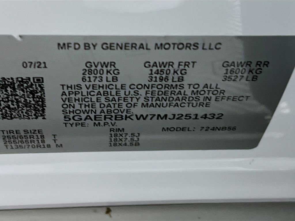 Used 2021 Buick Enclave Essence w/ LPO, Cargo Package image 27
