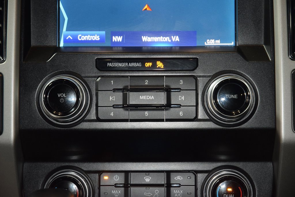 Used 2020 Ford F150 Lariat w/ Equipment Group 502A Luxury image 29