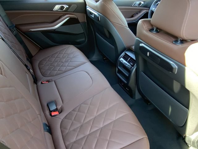 Used 2026 BMW X5 xDrive50e w/ Executive Package AWD/4WD image 14