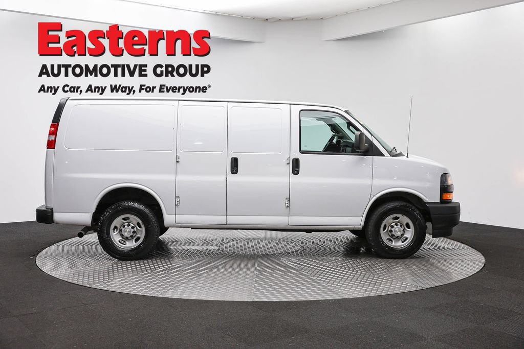 Used 2021 Chevrolet Express 2500 w/ Driver Convenience Package RWD image 4