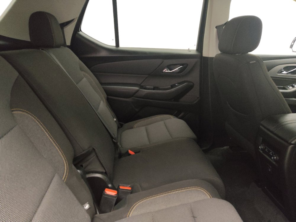 Used 2020 Chevrolet Traverse LS FWD image 19