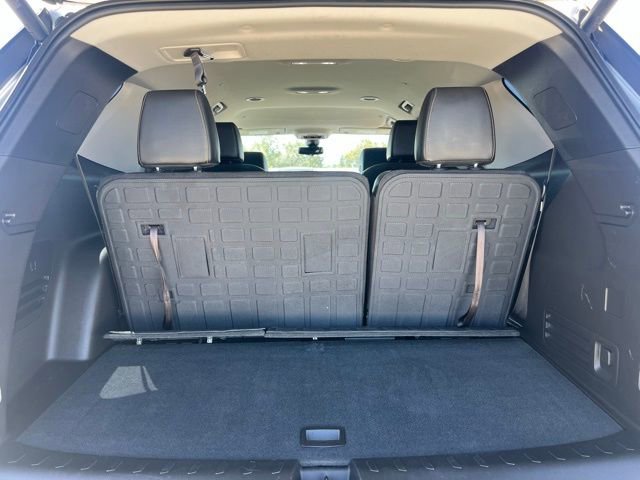 Used 2019 Chevrolet Traverse RS w/ LPO, Floor Liner Package FWD image 42