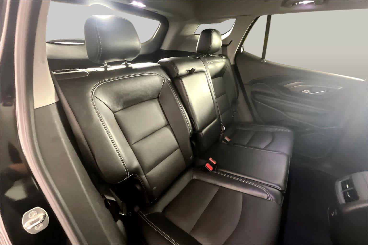Certified 2024 GMC Terrain SLT FWD image 20