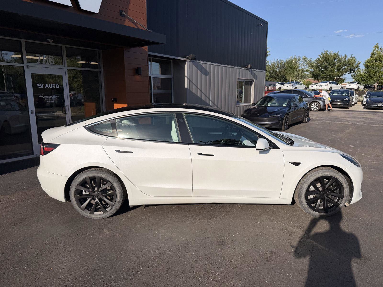 Used 2021 Tesla Model 3 Standard Range Plus RWD image 9