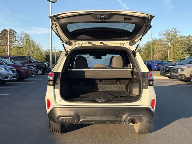 Certified 2025 Subaru Forester Premium AWD/4WD image 14