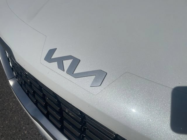 Used 2023 Kia Carnival SX Prestige FWD image 7