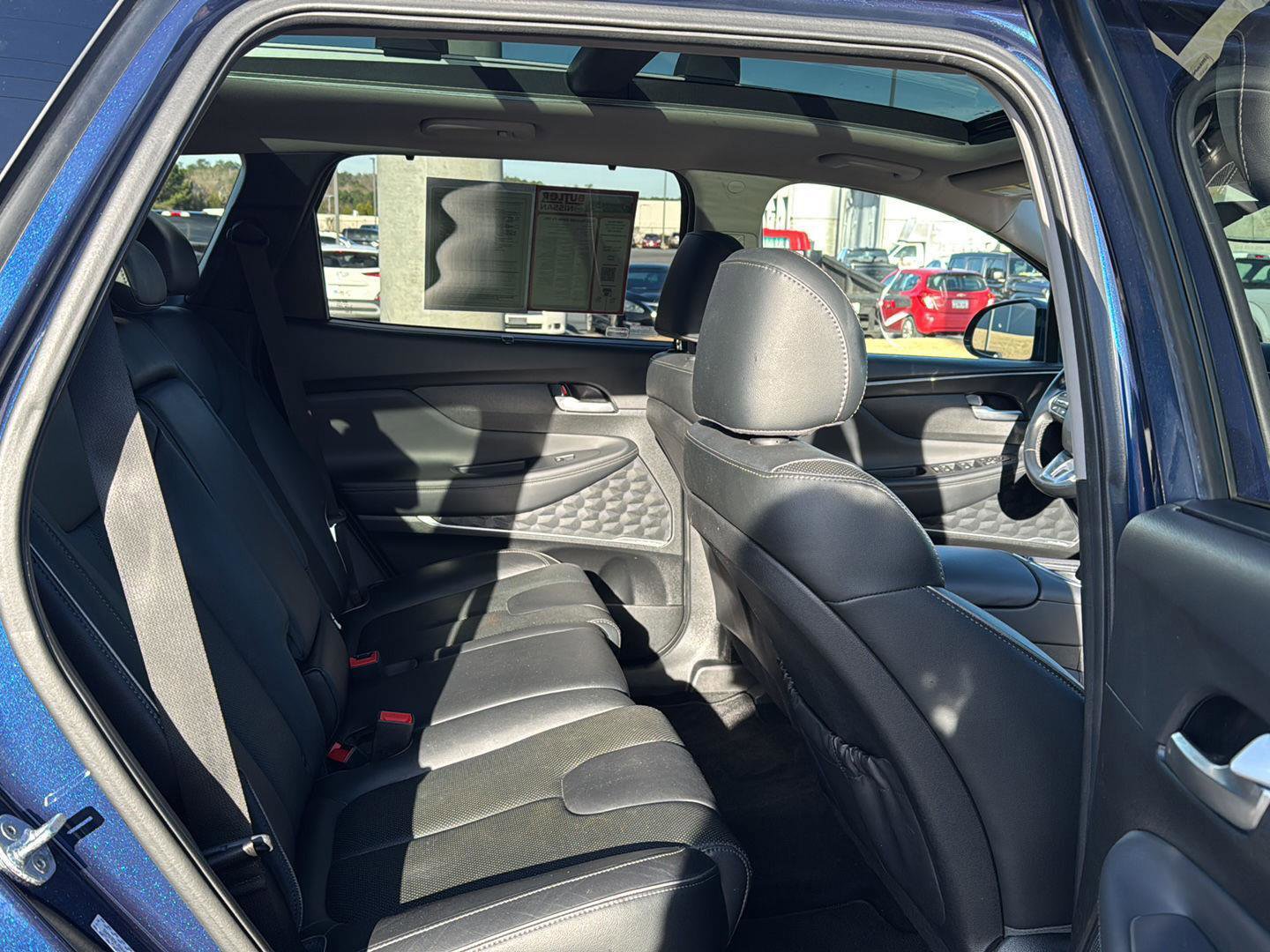 Used 2022 Hyundai Santa Fe SEL w/ Convenience + Premium Package image 11